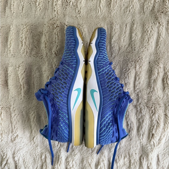 Nike Zoom Training Sneakers - Picture 10 of 12